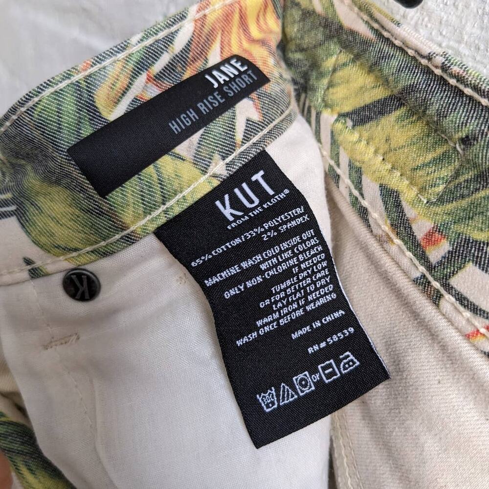 Distressed Denim Grunge Shorts High Rise Tropical Jungle Print Raw Hem Cut Offs - Picture 6 of 7